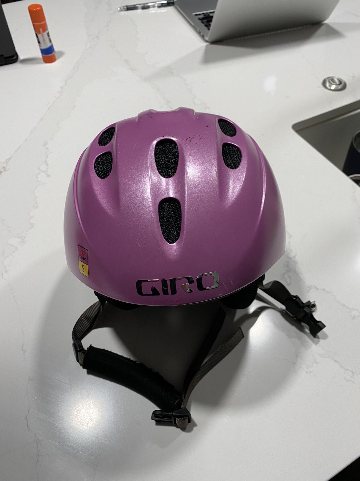 Giro snow helmet