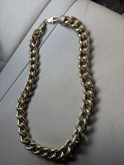 Gold cuban chain