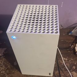 Xbox series X  featuring 1TB 4k 120 fps