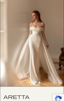 Eva Lendel Wedding Gown