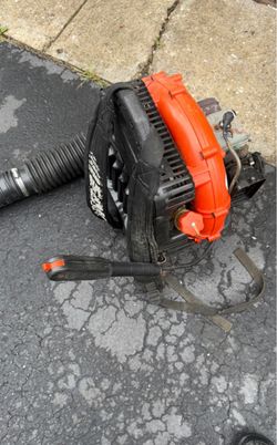 Commercial leaf blower
