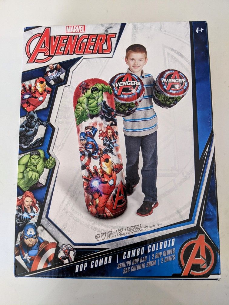 Avengers Punching Bag/Gloves Set