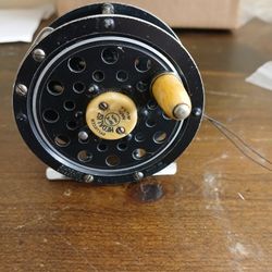 Pflueger Medalist 1492 Fly Fishing Reel. Made in USA.