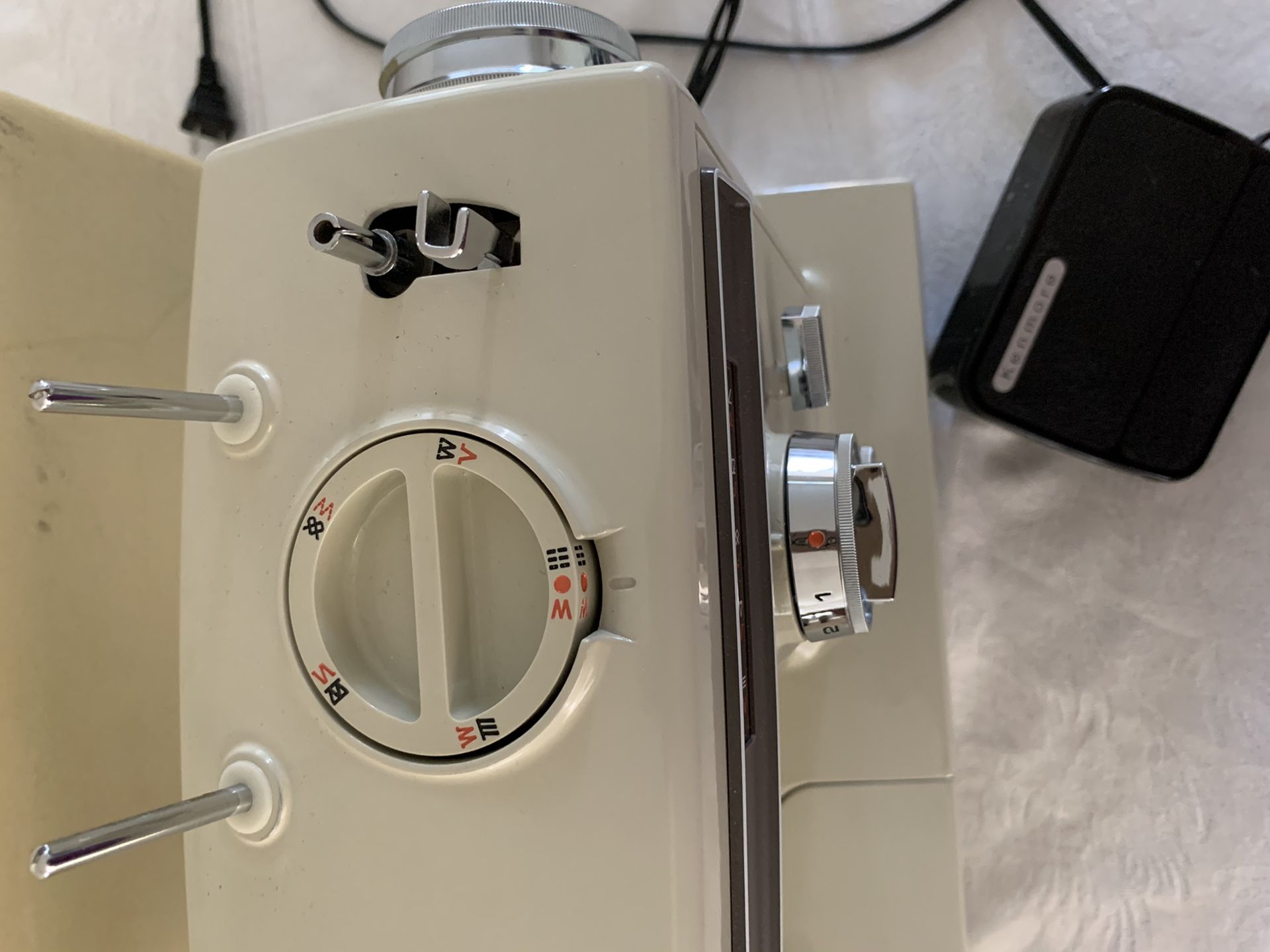 Kenmore sewing machine for Sale in Sacramento, CA OfferUp