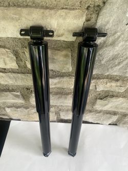 Rear Struts Shocks For Chevy Blazer S10 GMC Jimmy Sonoma—$35