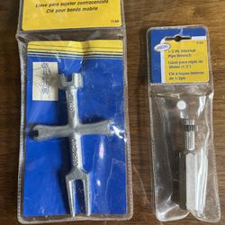 Plug Wrench And 1/2 inch Internal Pipe Wrench