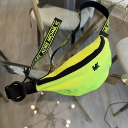 Michael Kors Waist Bag Fanny Belt Sling Neon Yellow Black Zip  B2C
