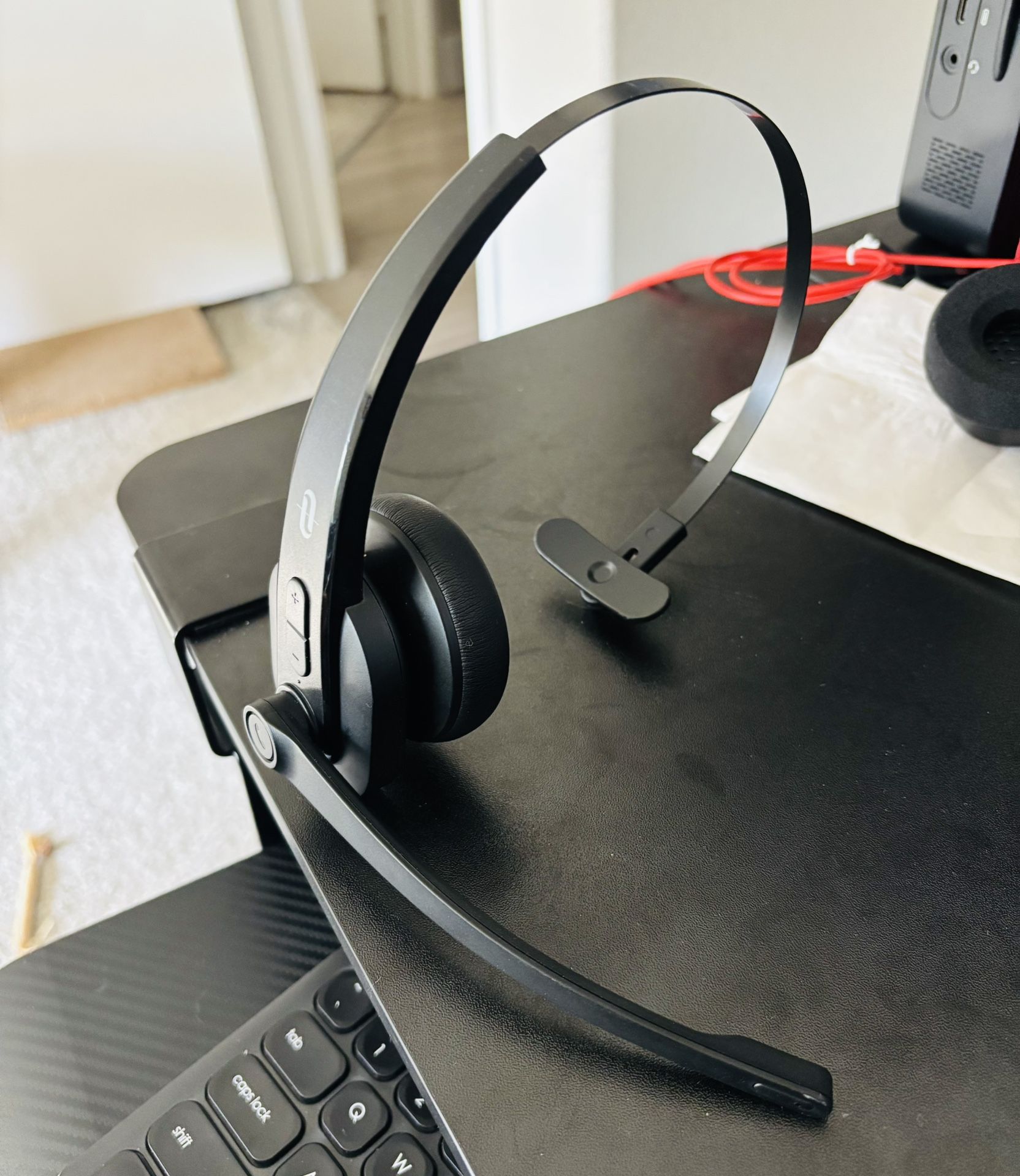 TaoTronics TT-BH041 Bluetooth Wireless Headphones - Black