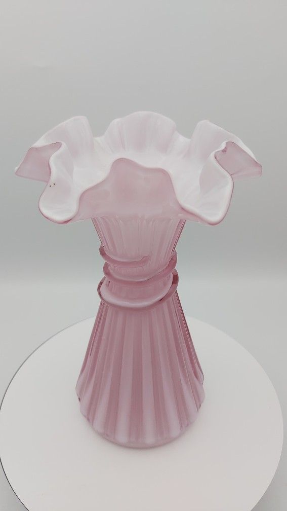 Beautiful Vintage Fenton Pink Overlay Glass Wheat Vase