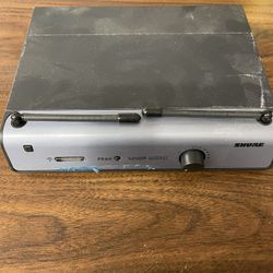 Shure VHF Diversity Receiver 