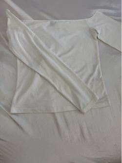 off the shoulder long sleeve