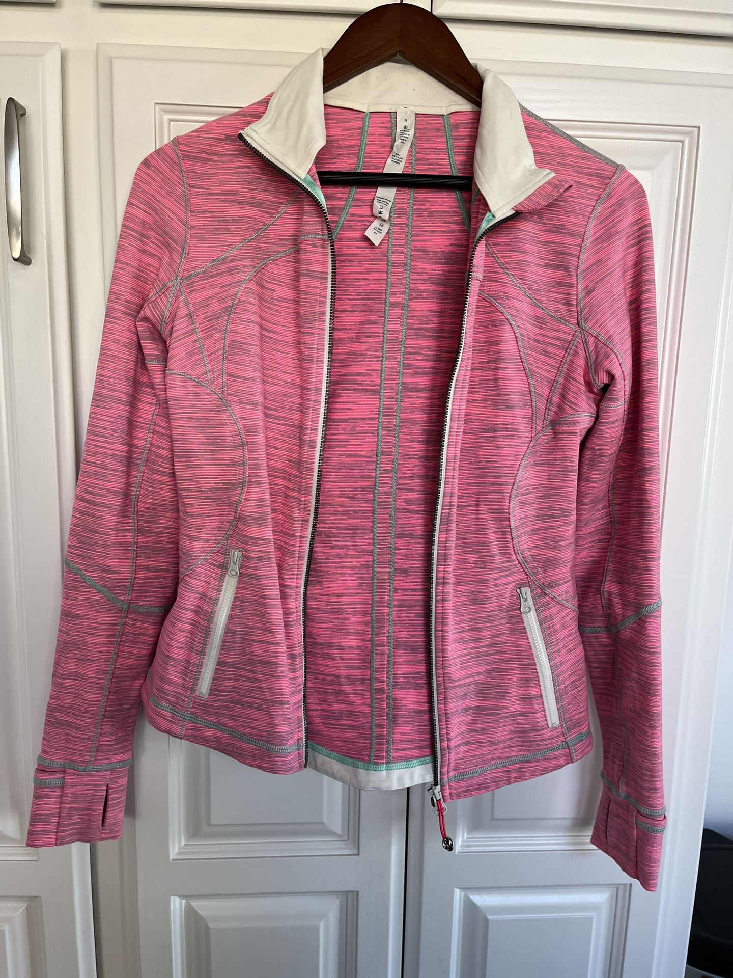 lulemon Women’s Jacket Size 8