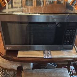 LG Microwave 