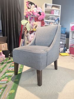 Accent chair