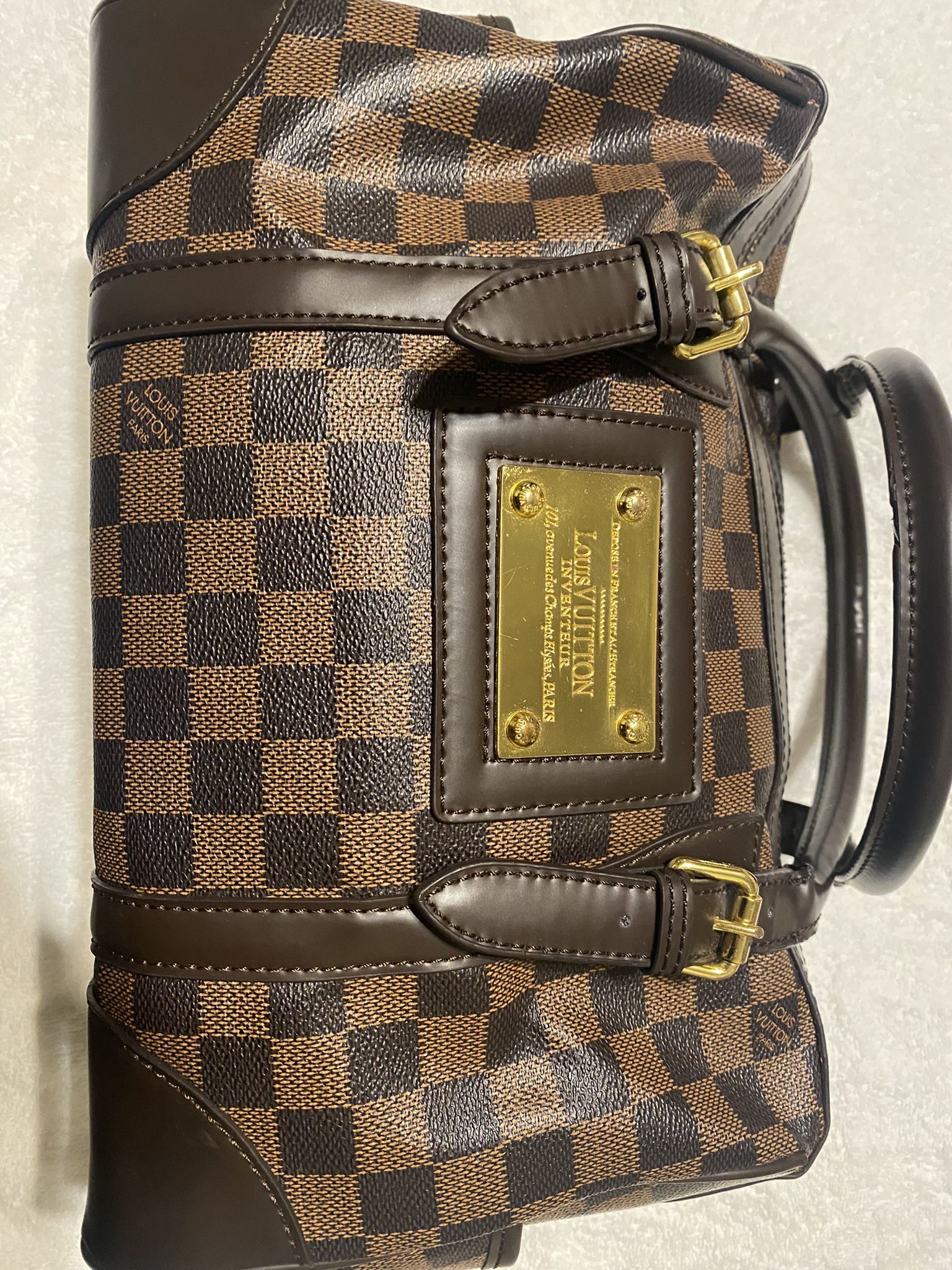 Louis Vuitton Bag 100% Authentic