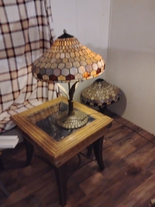 Color Creations In Lamps Google Lens The Ok For 200 I Want 400 The Or 2 Lamps And 2 End Tables