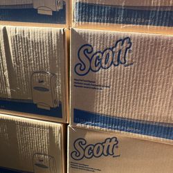 Scott  Manual Roll Towel Dispenser 