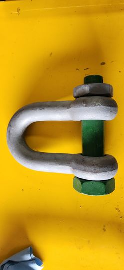 Green Pin 25 ton safety shackle