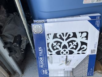 Vinyl Floor Tile