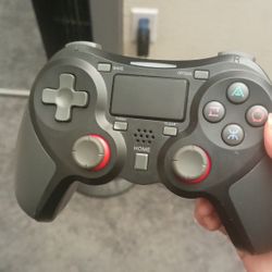 WIRELESS PS4 CONTROLLER 