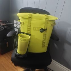 Yeti M20 And Bottle  Sling 