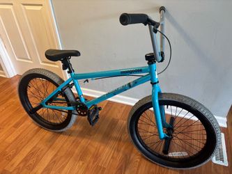 Mongoose Legion L20 BMX bike (20-inch freestyle BMX