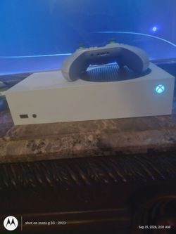Xbox series S Console with Controllers