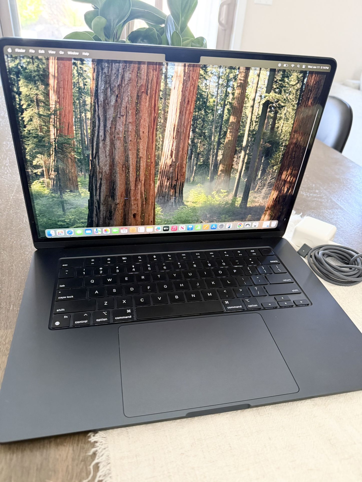 Apple 2024 MacBook Air 💻 15- Inch M3 8Gb/251 SSD Laptop