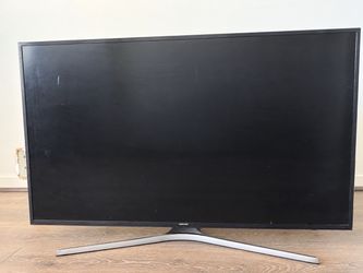 50” Samsung Smart TV