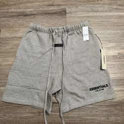 Fear of God Essential Shorts Dark Limo (FW22)