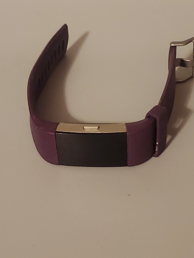 Fitbit Charge 2 Fitness Tracker / Watch Lot