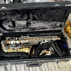 Saxophone 