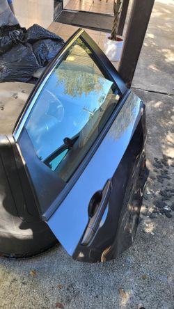 Honda Civic Use Damaged Passenger Back Door Complete