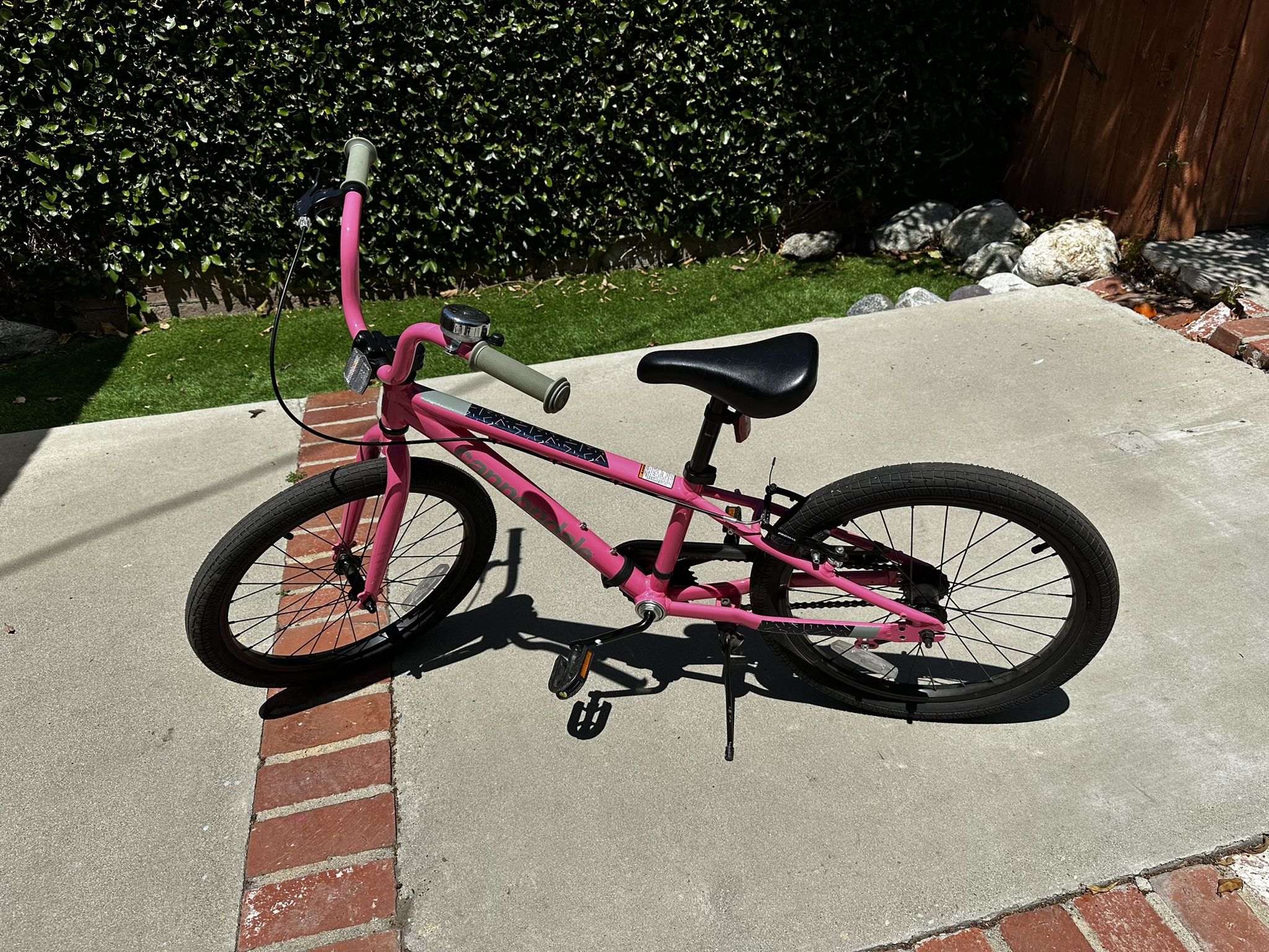 Cannondale Trail Bike: Pink, Aluminum, Single Speed , 16" Wheels