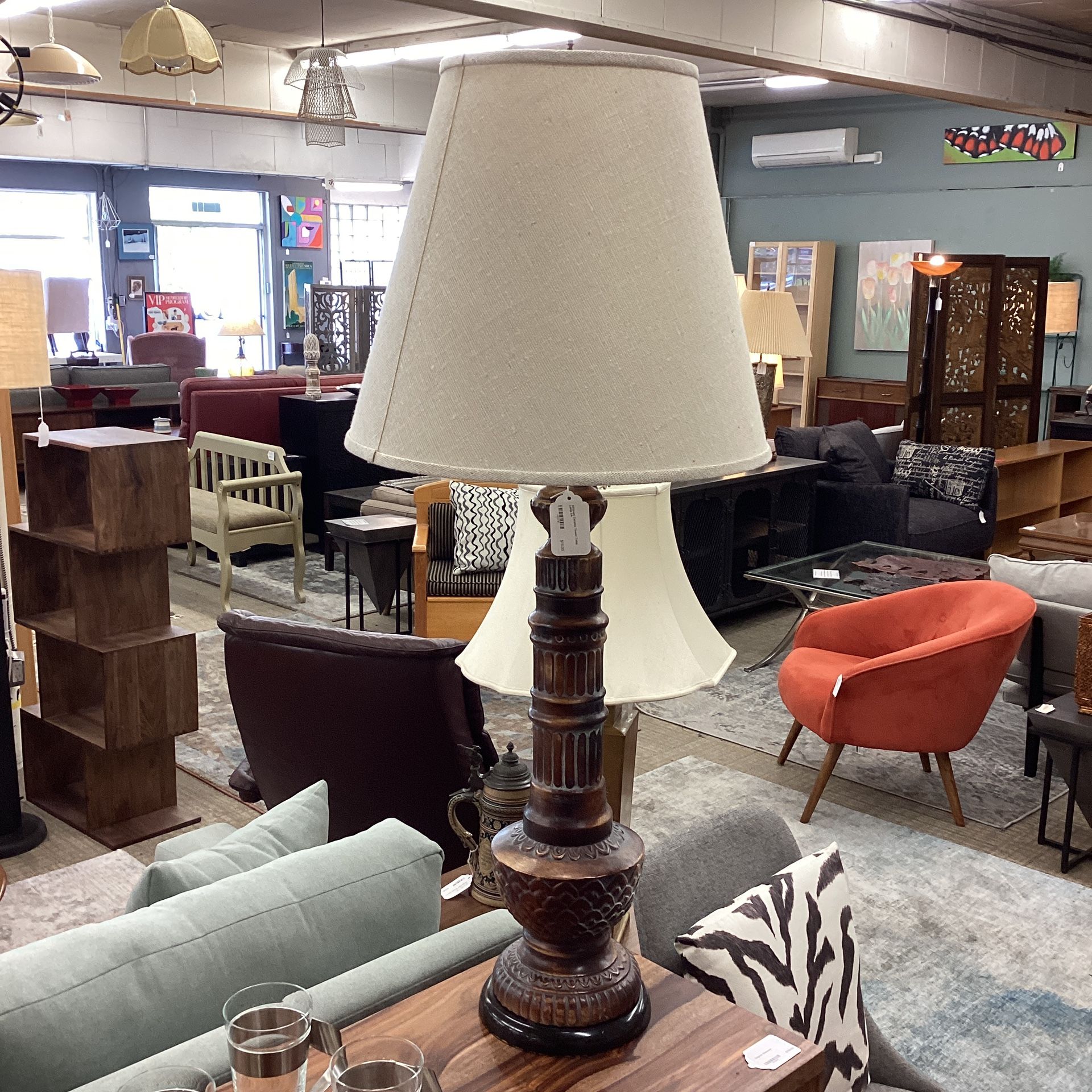 Airbrush Ceramic Tower Table Lamp