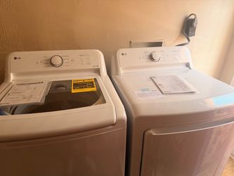 Washer dryer refrigerator