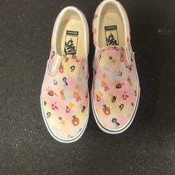 New Rare Disney Vans Customs Size 7 (5.5mens)