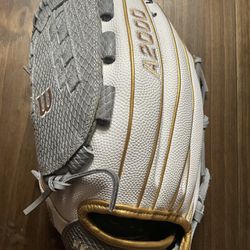 Wilson a2000 LHT 12.5 Softball 🥎 Glove New !! Located In Pacoima 91331