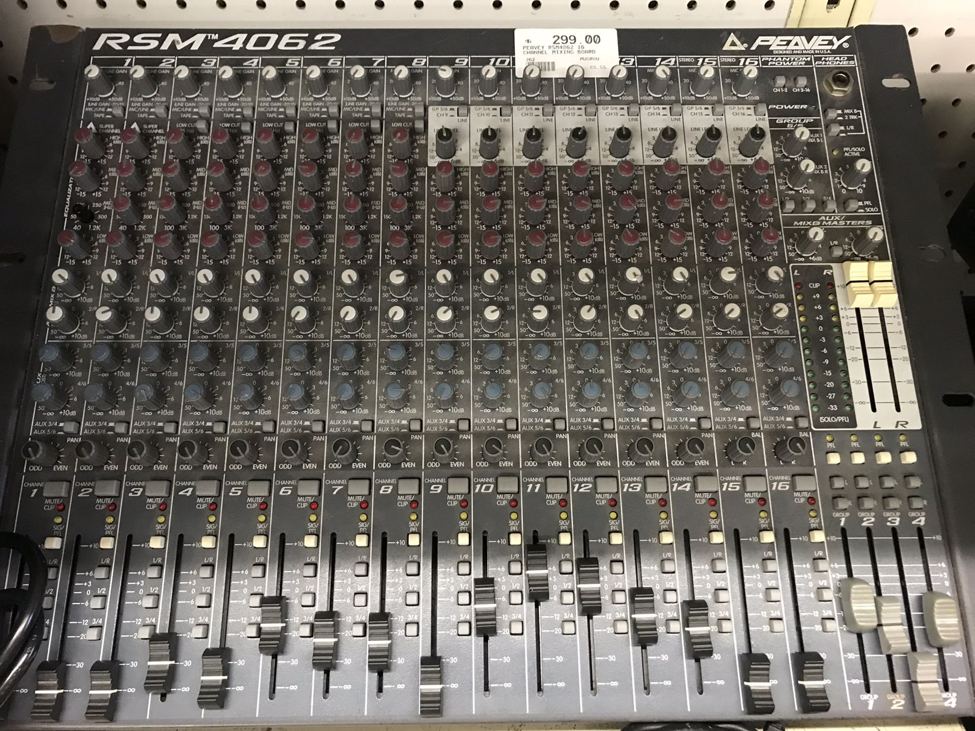 PEAVEY RSM 4062 16 Channel Mixer PRICE DROP
