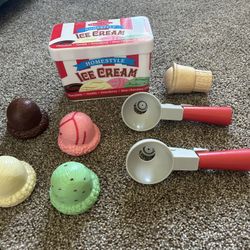Melissa&Doug Ice Cream - Everything Pictured 