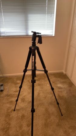 Sunpak 6600 pro adjustable camera stand