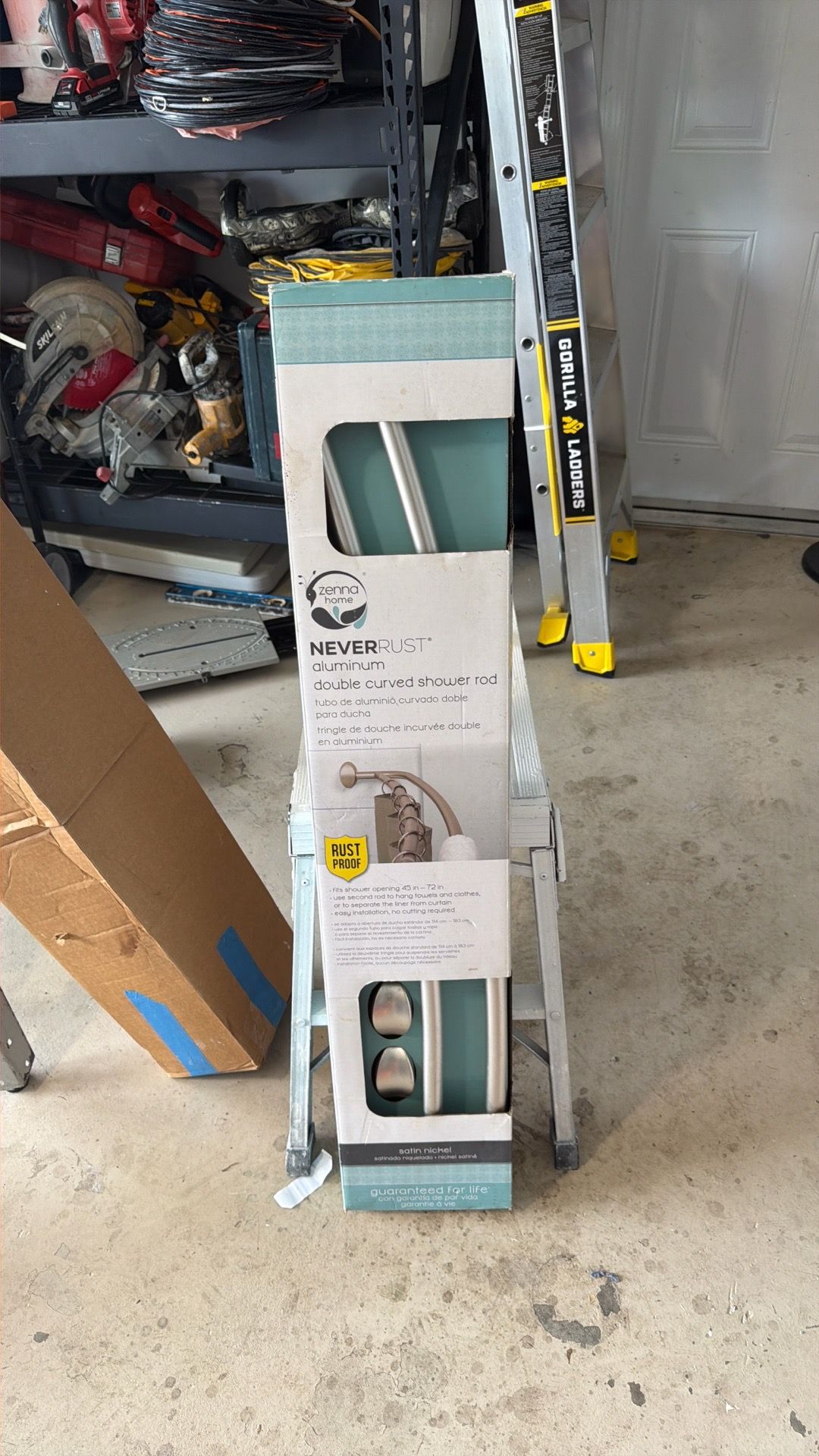 Double curved shower rod