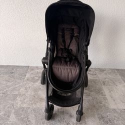 Evenflo Pivot Stroller / Bassinet 