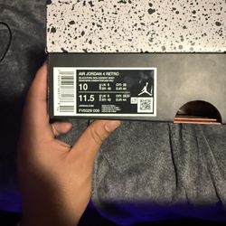 Jordan 4 Red cements