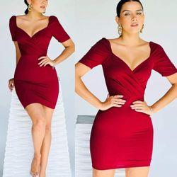 New Women's Dress Available In Size Small And Large 