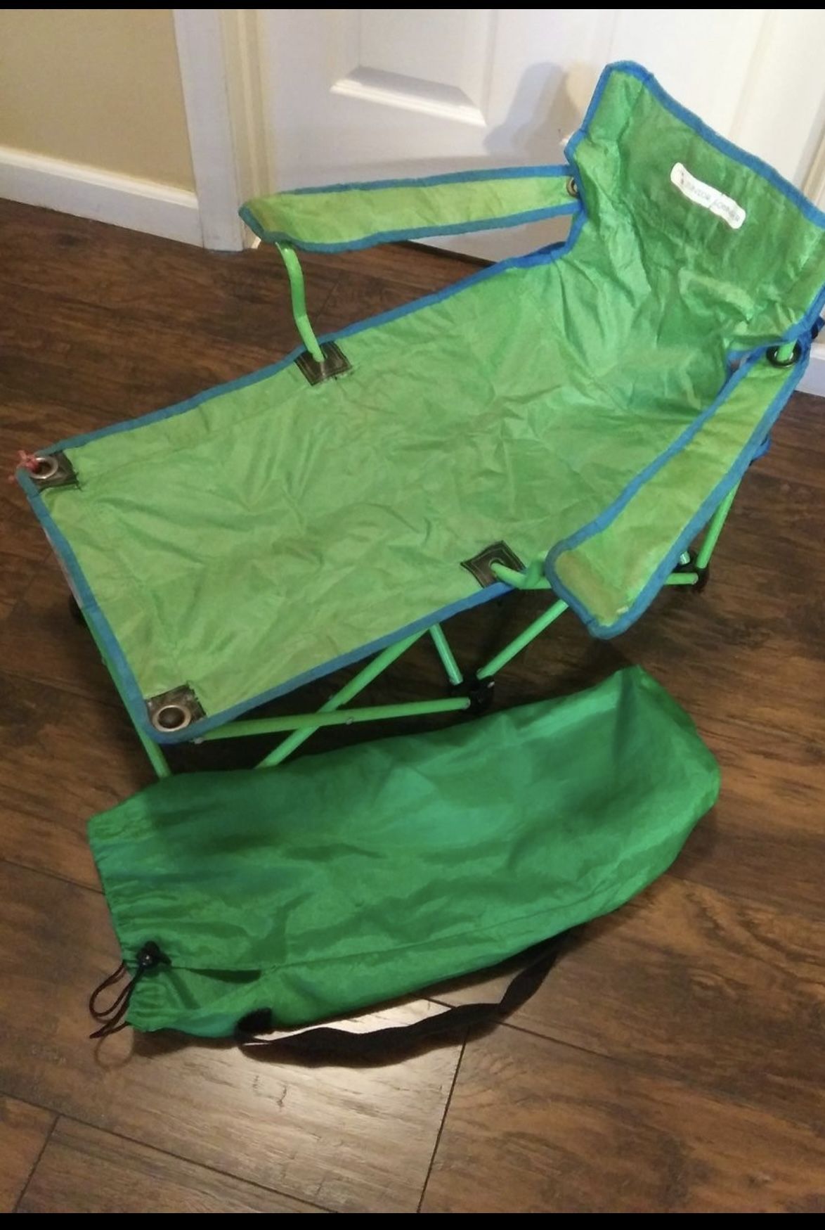 Kids Lounge Chair With Carrying Bag
