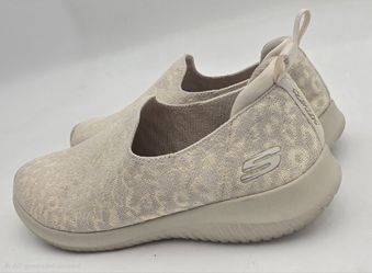 Skechers Wide Fit Beige Leopard Knit Slip-Ons - Women's 9