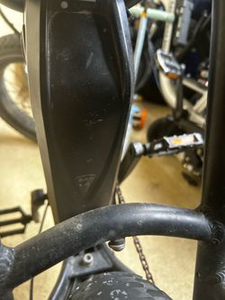 Rad runner battery