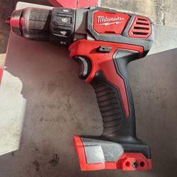 Milwaukee Drill/drive 