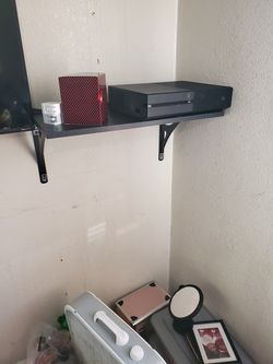 Shelf mounting